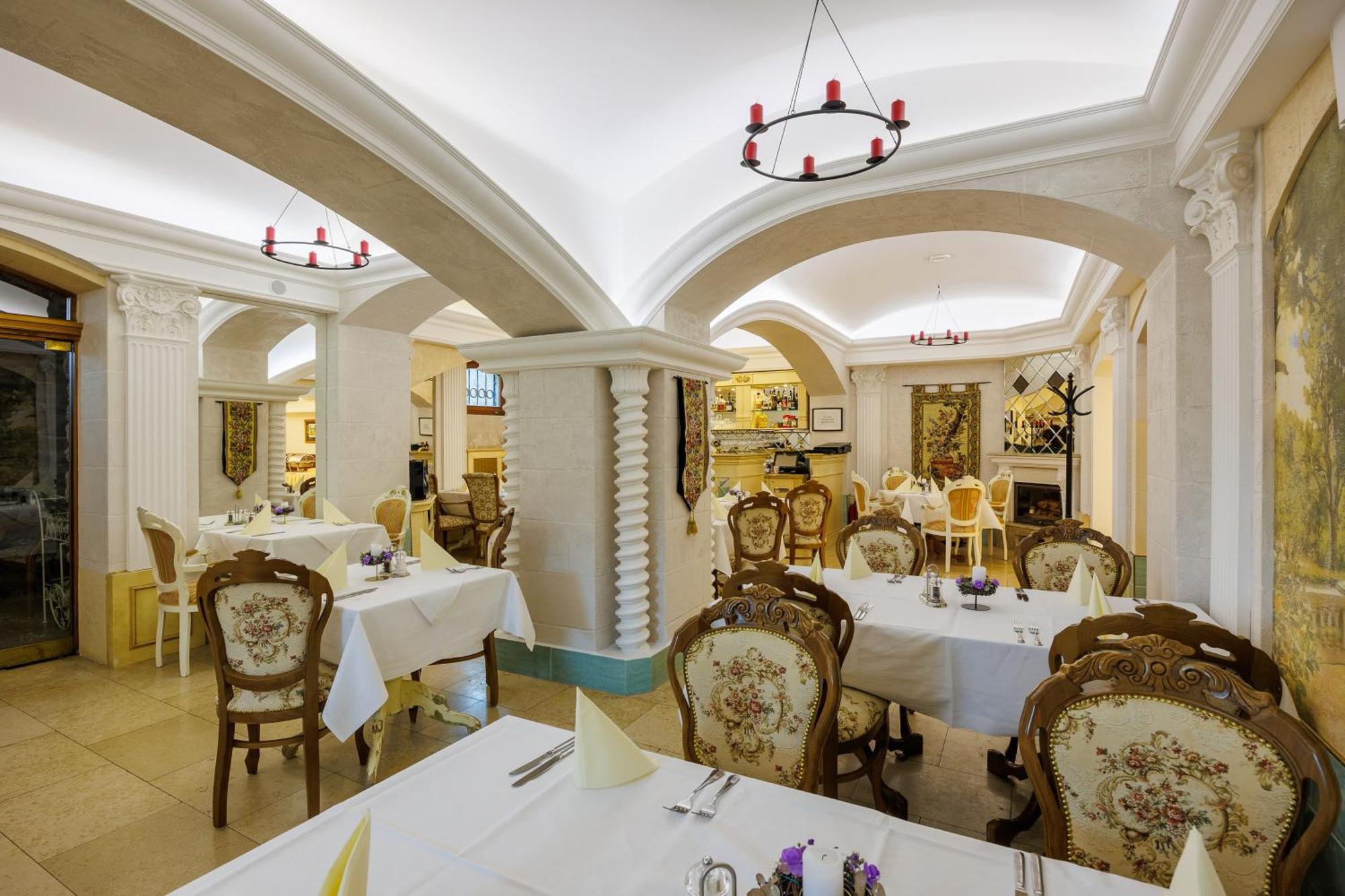 Hotel U Zámečku Cihelny Karlovy Vary Exteriér fotografie